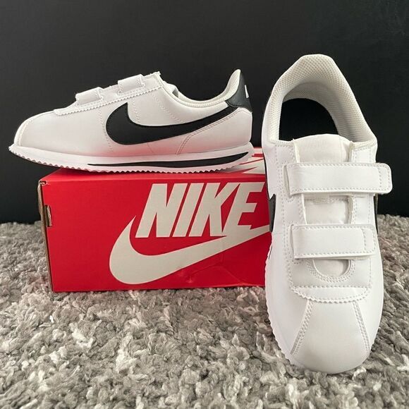 NIB Nike Kids Cortez Basic SL Sneakers - Picture 2 of 11